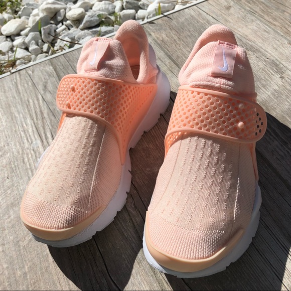 Nike Shoes - 🍑Nike soft dart 🍑New 🍑Price firm